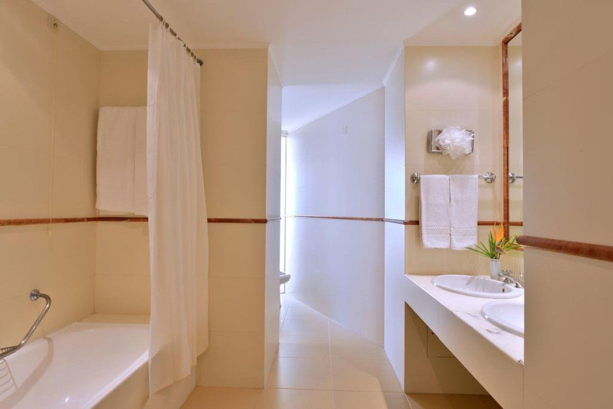 Pestana Delfim Beach and Golf Hotel