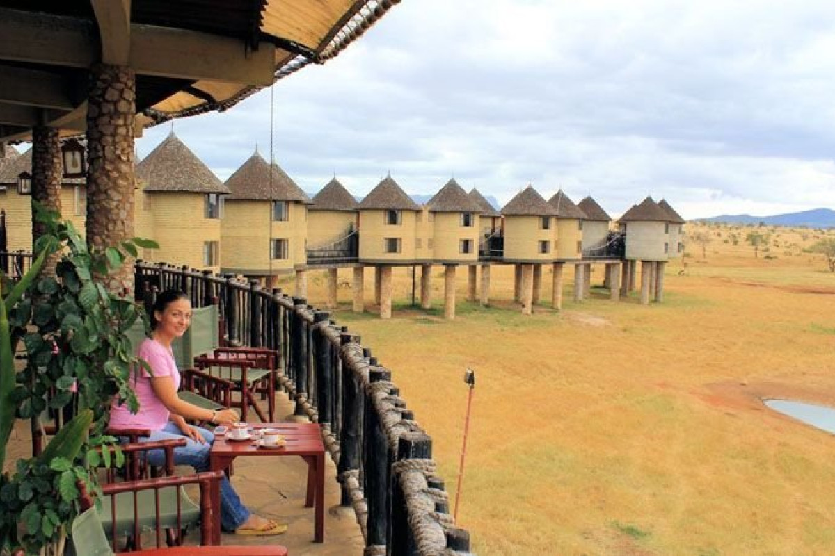Safari Tsavo East - West (2 nopti) + Swahili Beach Resort (5 no