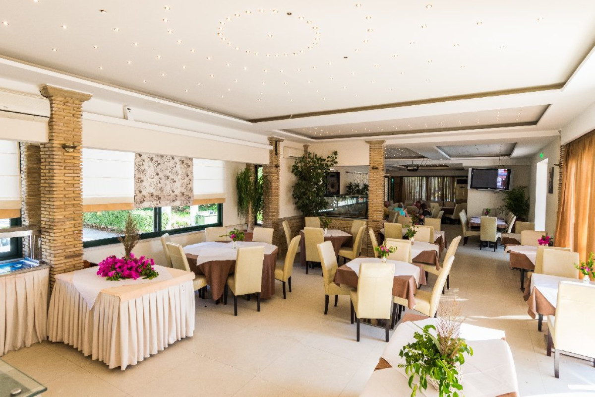 Zante Plaza Hotel and Apartments