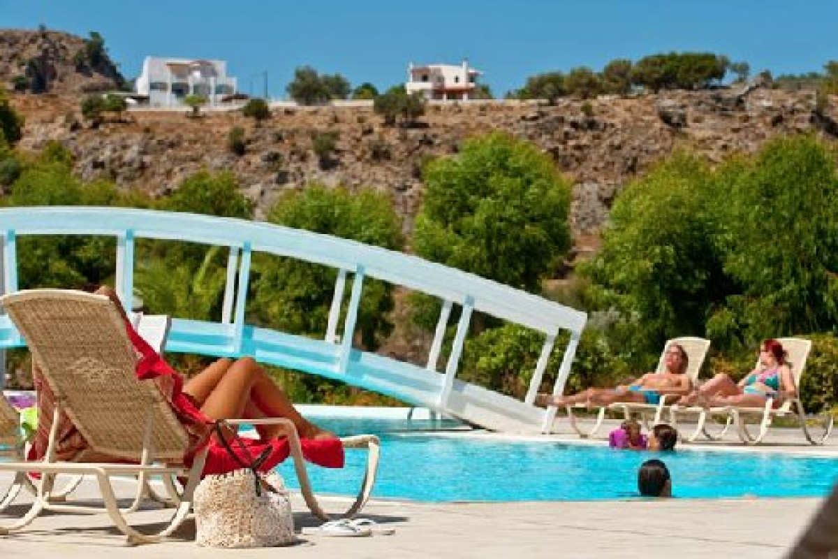 Lindos White Hotel and Suites