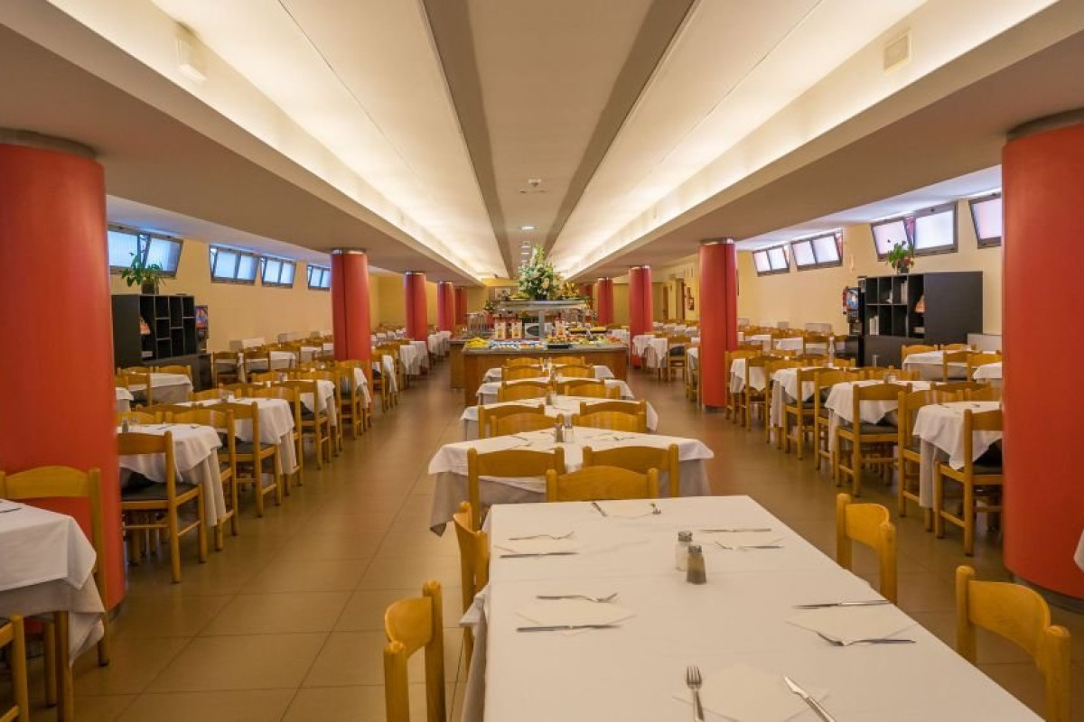 Tossa Beach Center (Tossa de Mar)