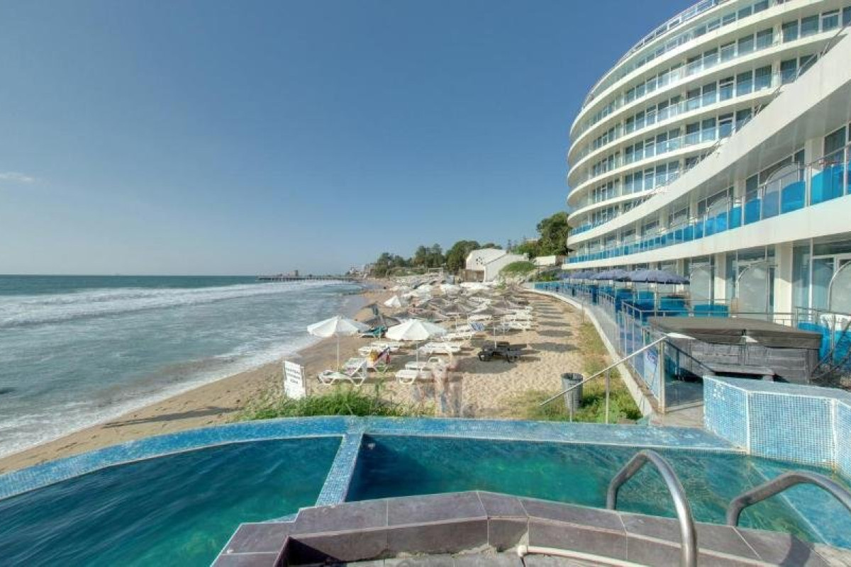 SIRIUS BEACH