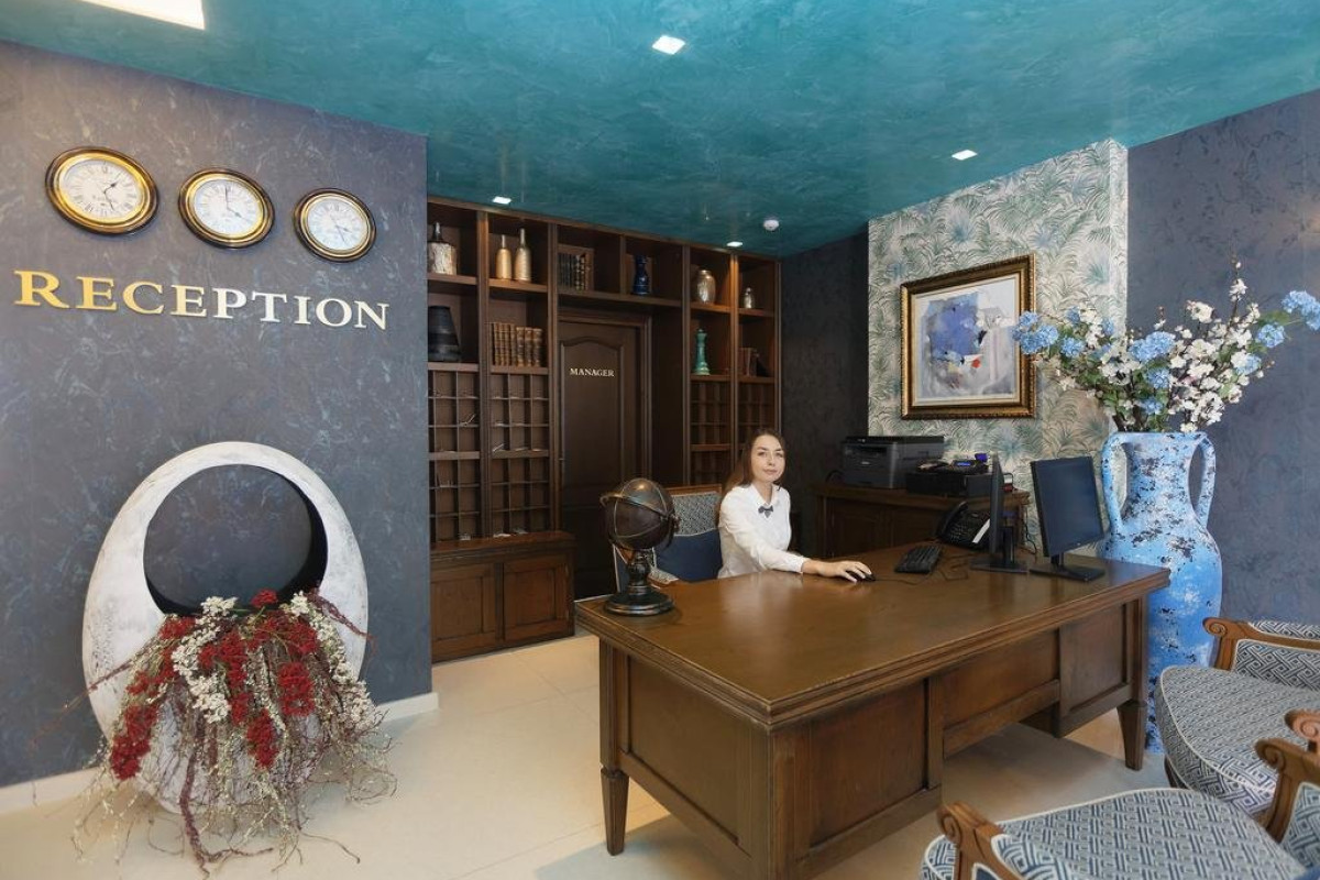 MARIA PALACE