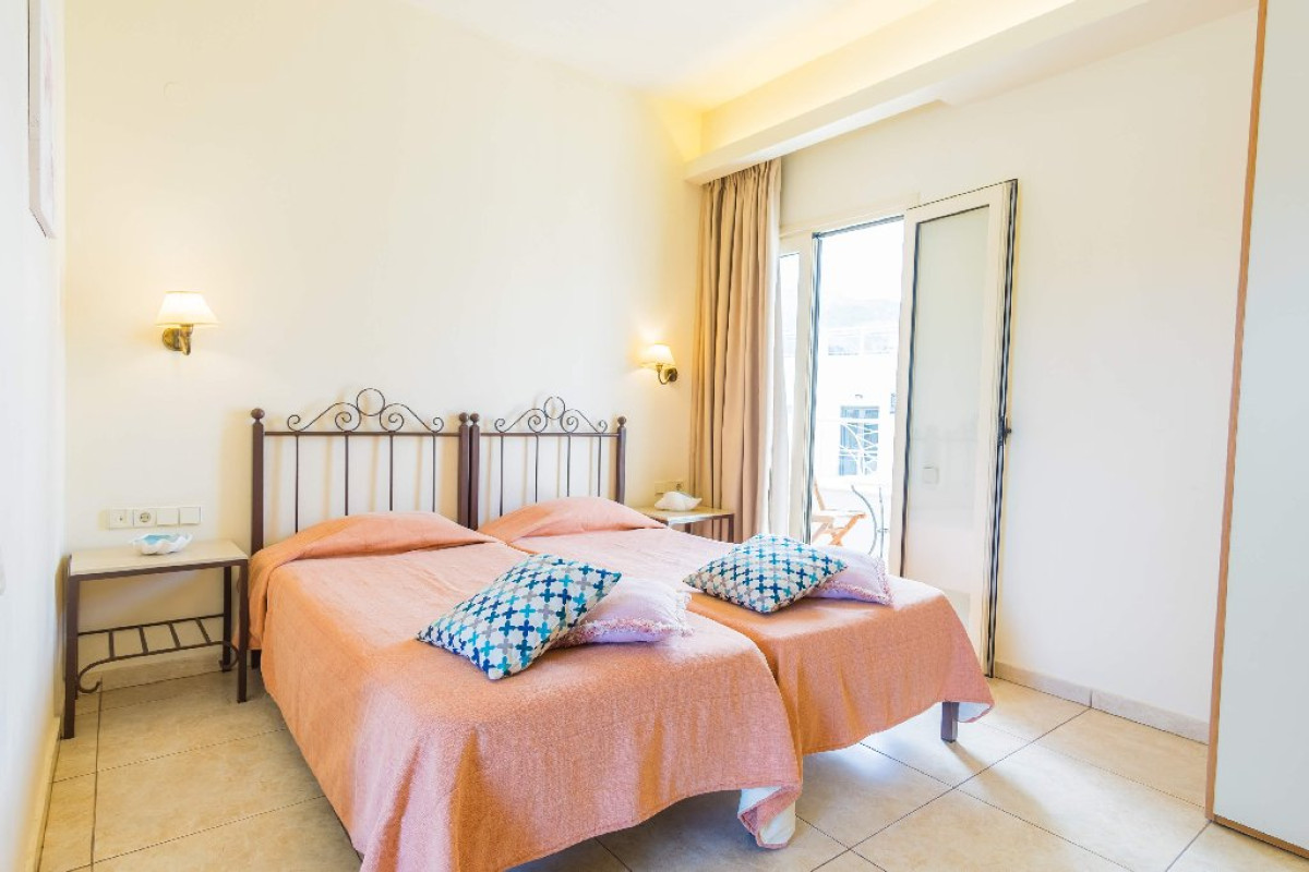 Pela Sofia Apartments (Crete Altino)