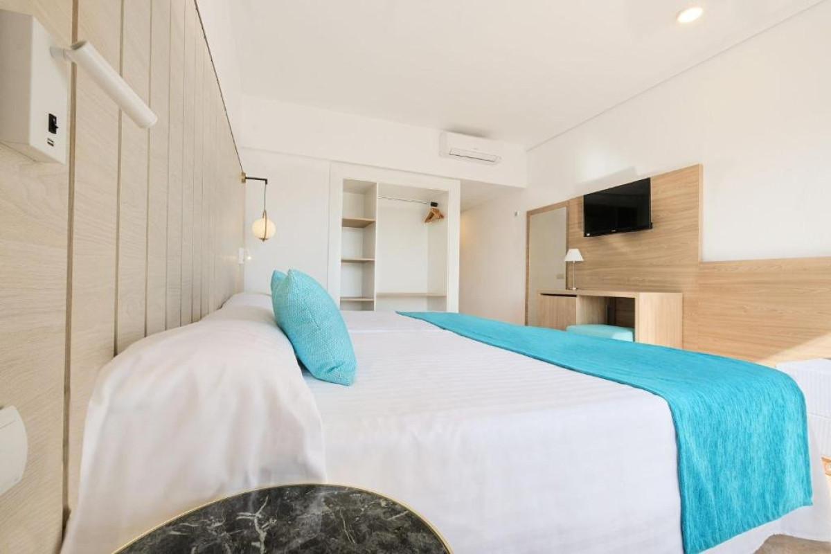 AZULINE BERGANTIN HOTEL