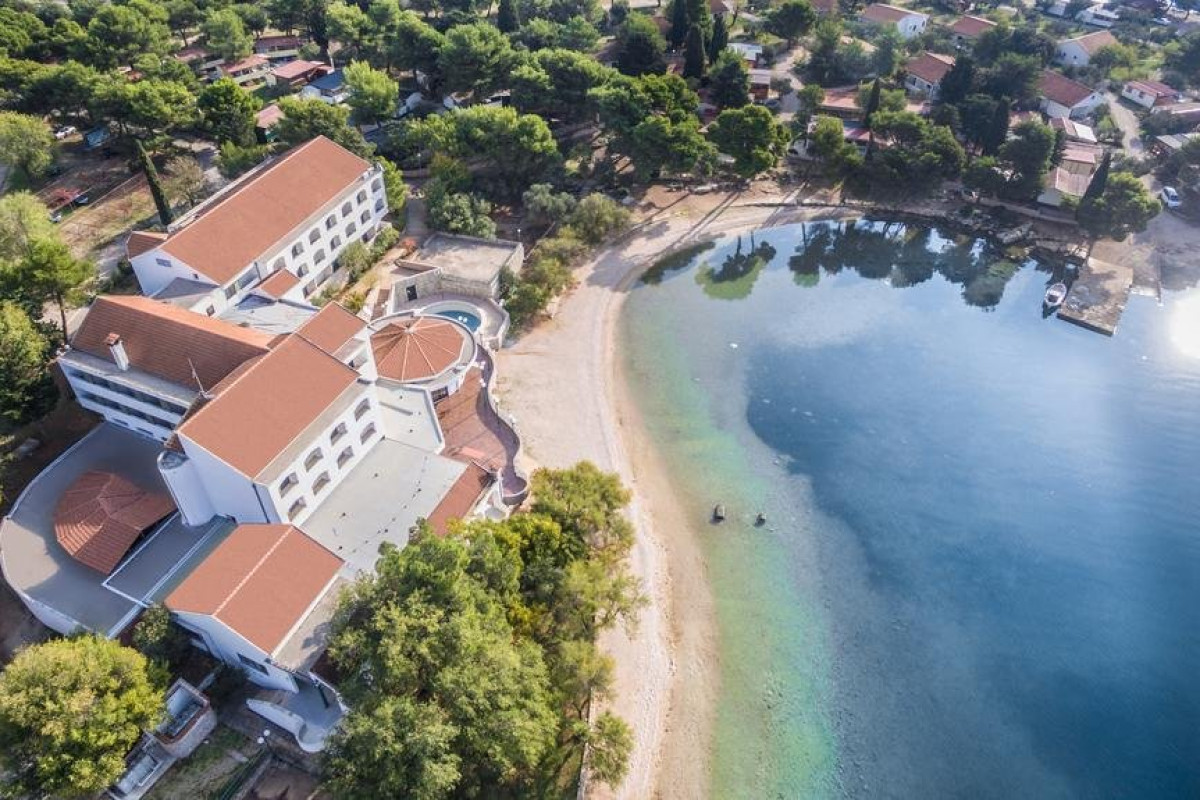 MIRAN HOTEL (Pirovac)