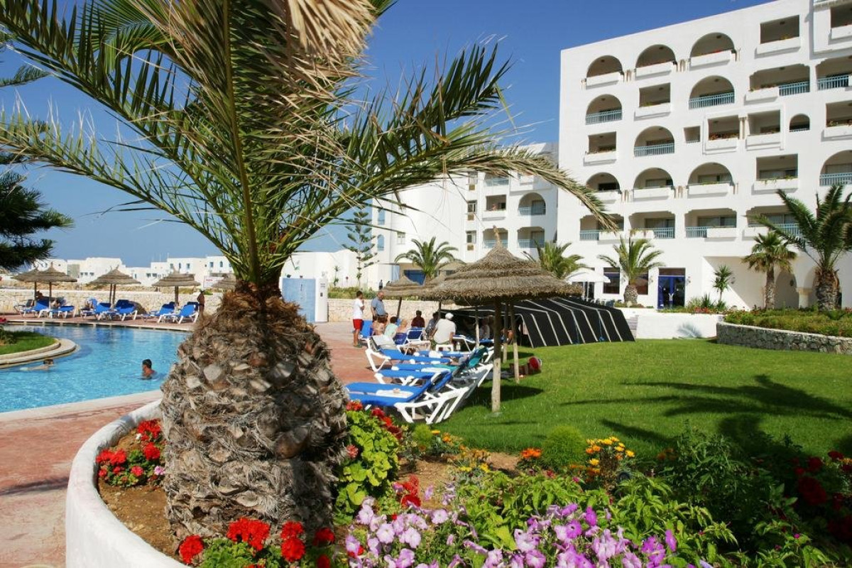 REGENCY HOTEL SPA