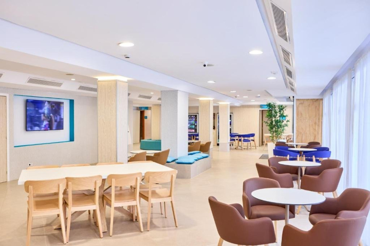 Ahoi! Urban Beach Hotel