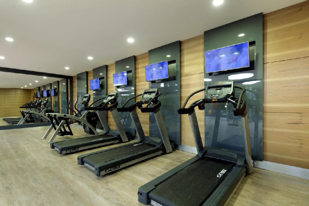 RAMADA HOTEL AND SUITES