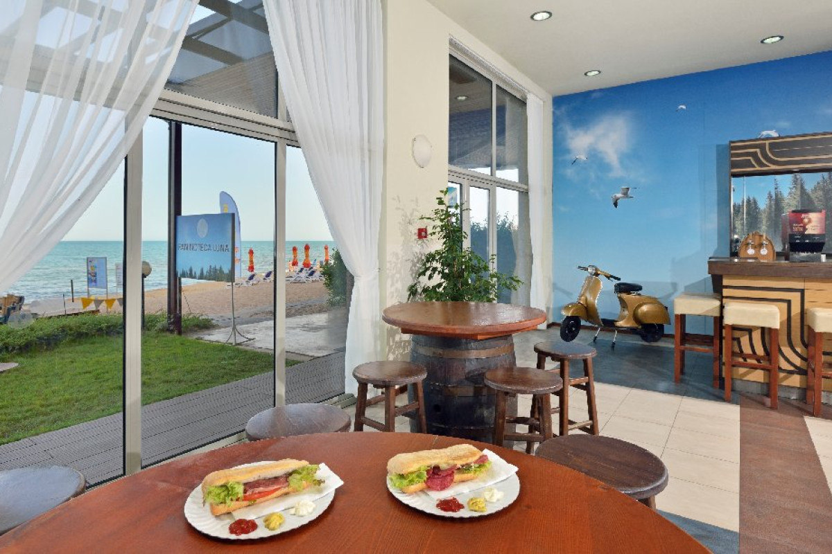 Sol Luna Bay Resort