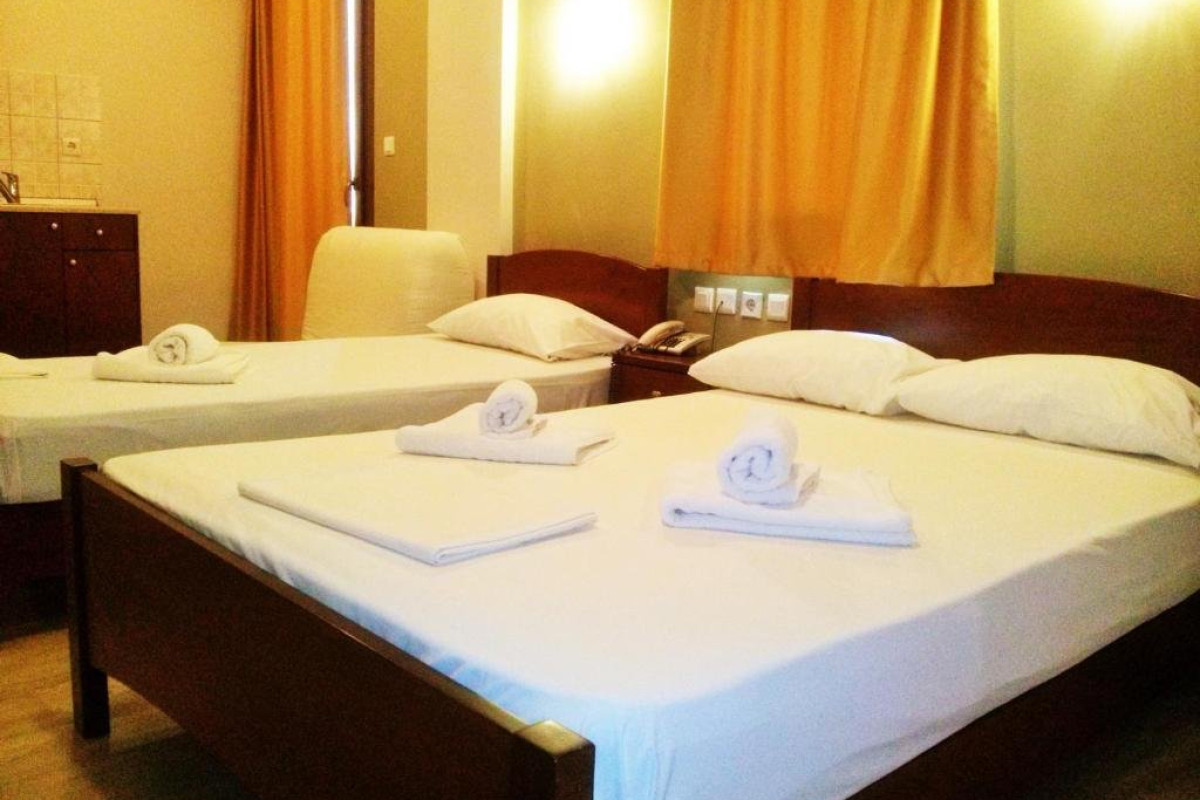 Hotel Manolas