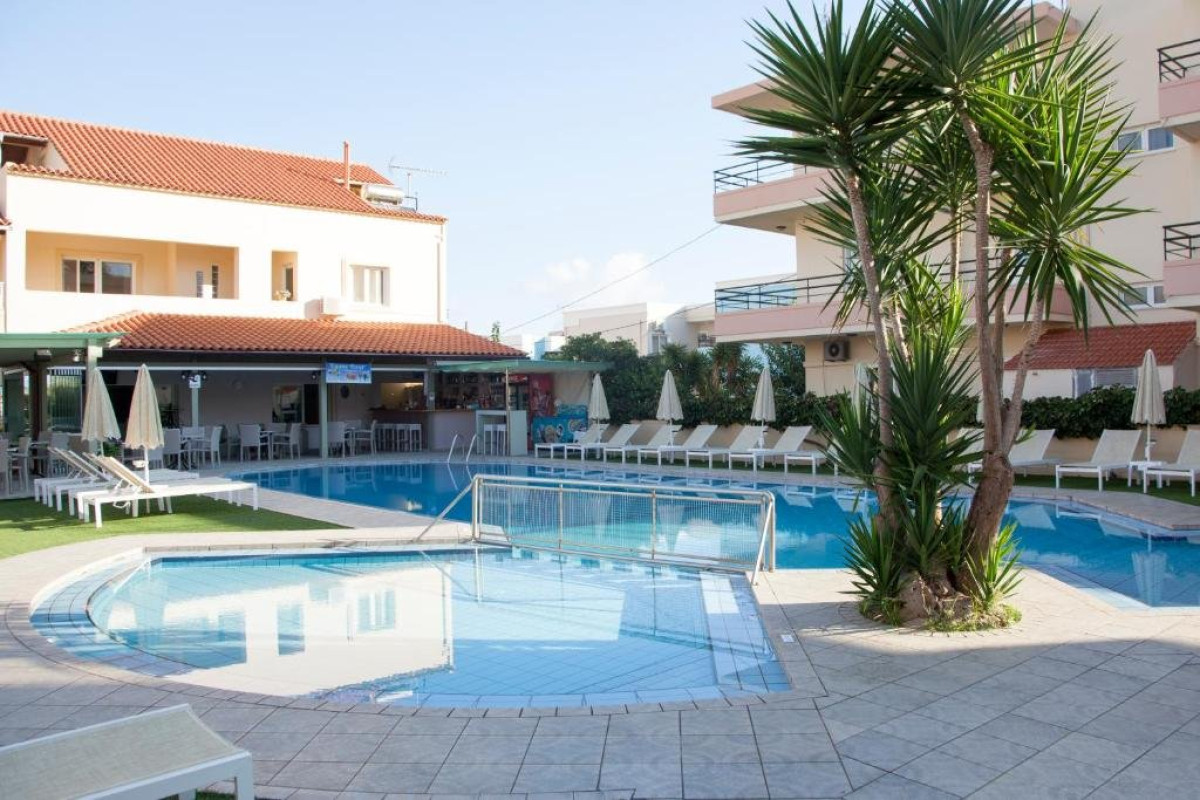 Blue Sky Apartments - Agia Marina