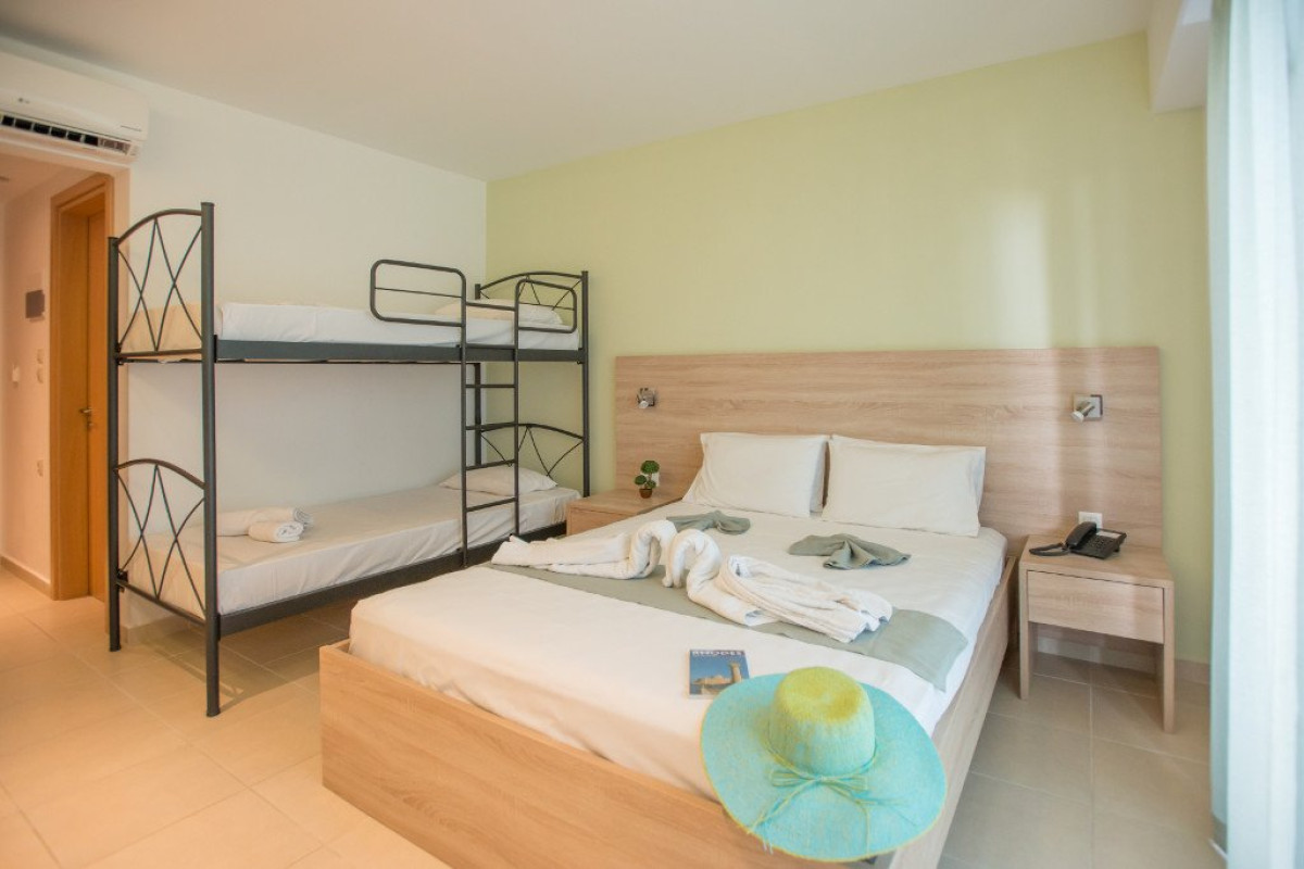 Meliton Hotel (Tholos)