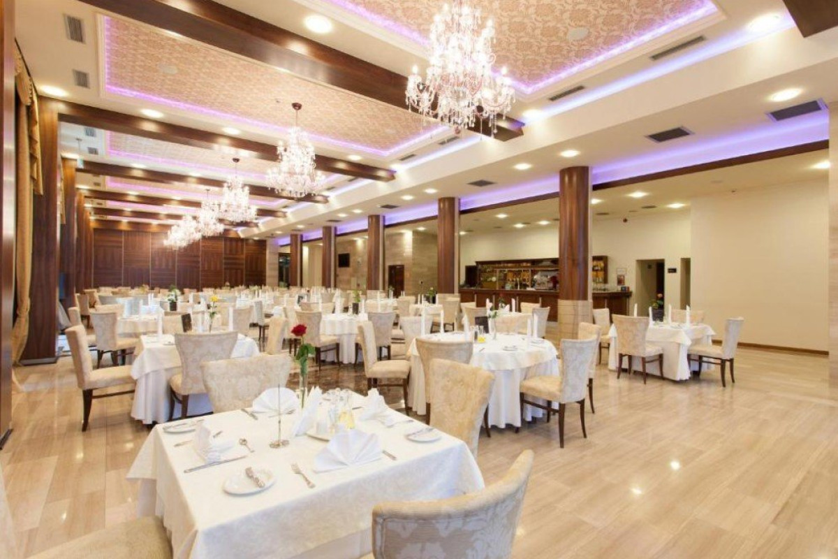 Hotel Metropolis..