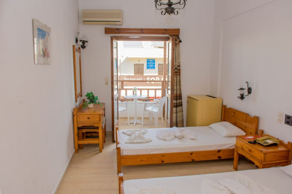 VELISSARIOS HOTEL
