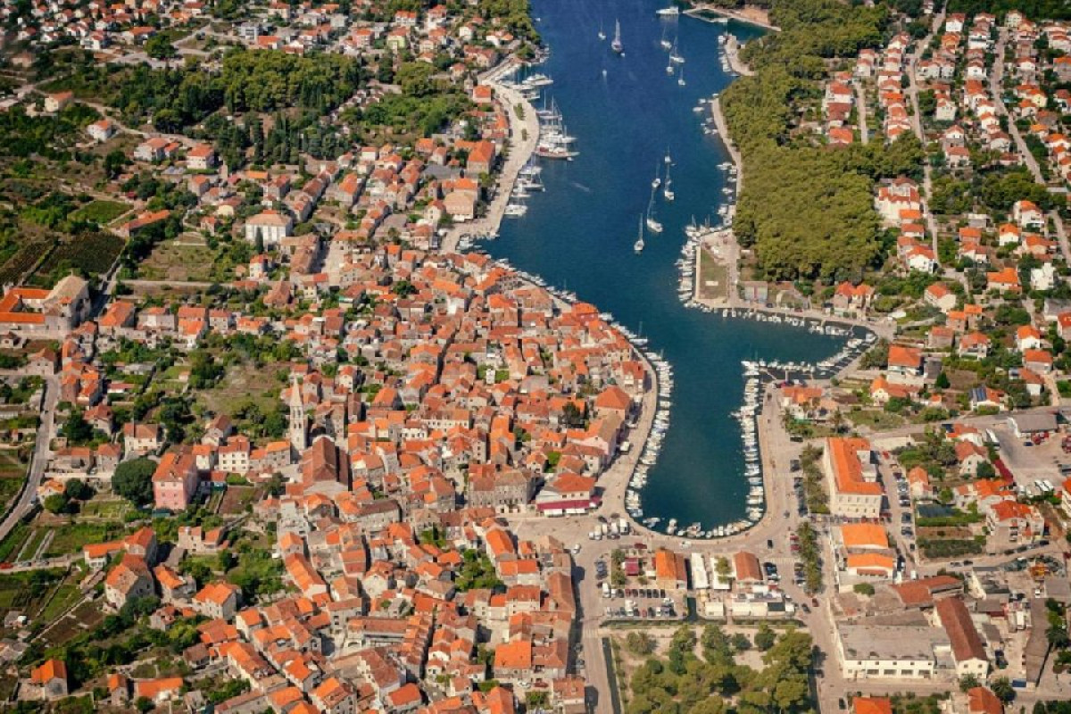 Hvar Places Hotel by Valamar (Hvar)