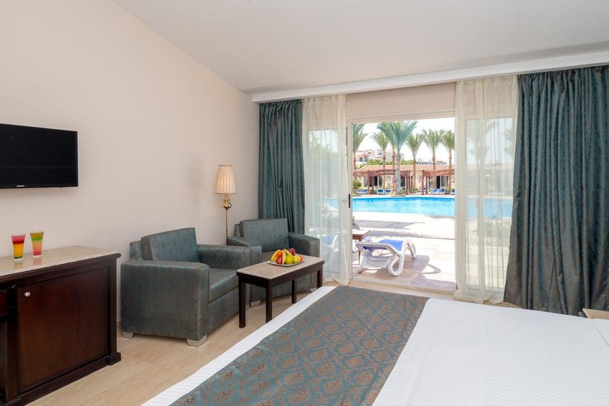 HAWAII RIVIERA RESORT