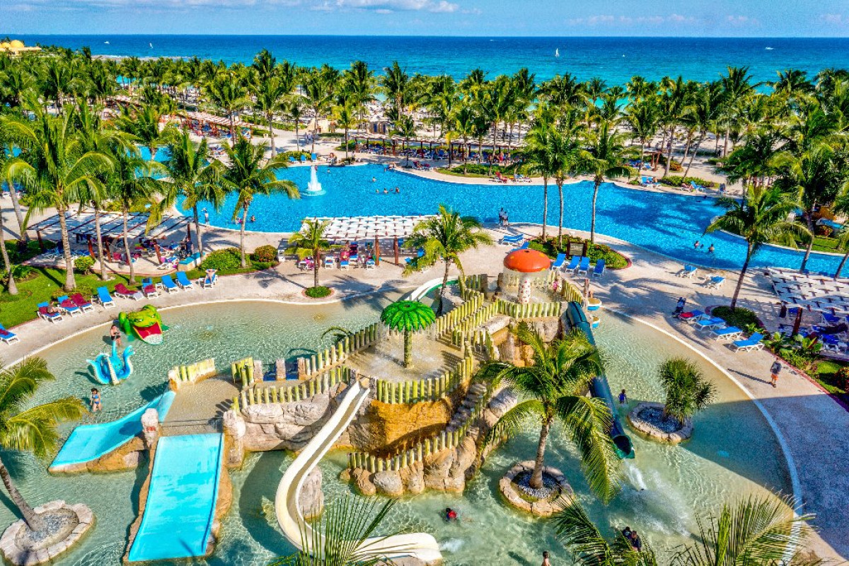 Barcelo Maya Grand Resort