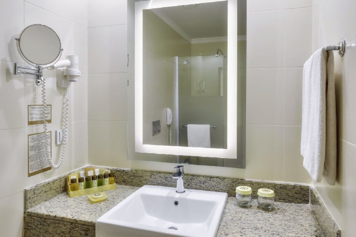AKKA HOTELS ALINDA