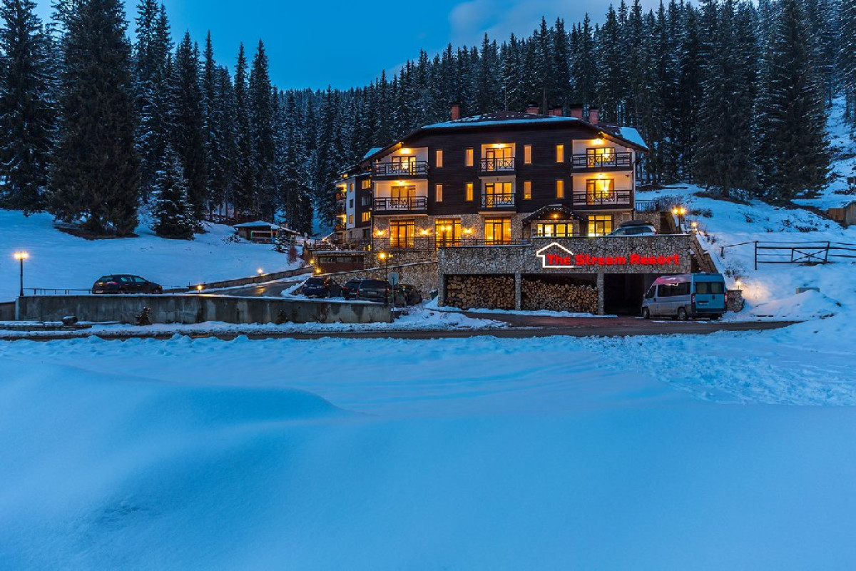 Stream Resort
