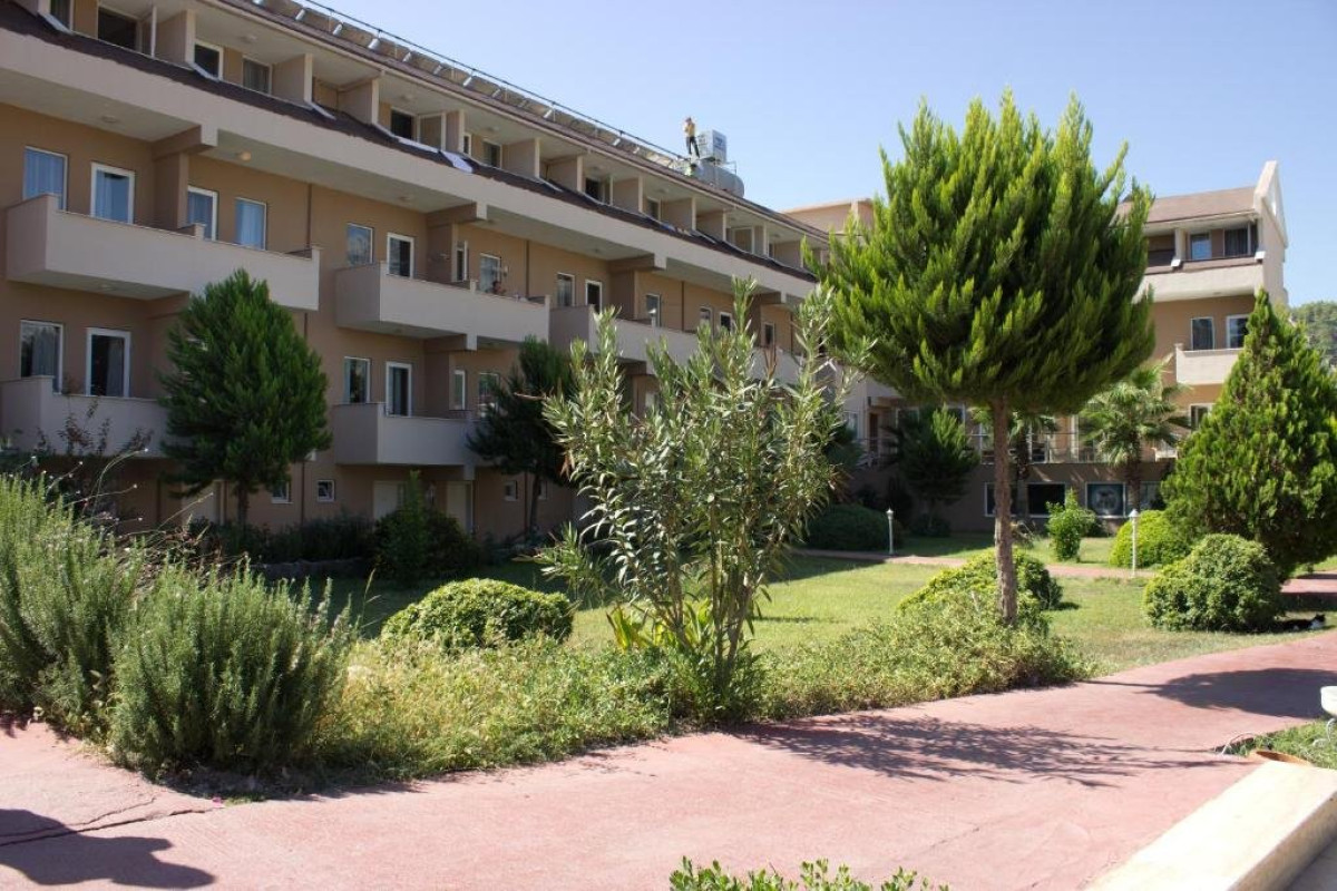 ARES DREAM HOTEL