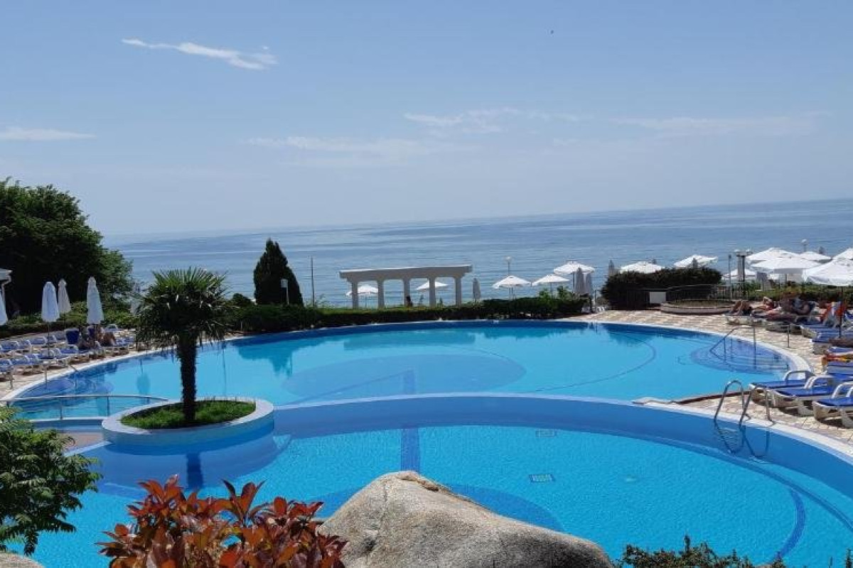 Sineva Beach