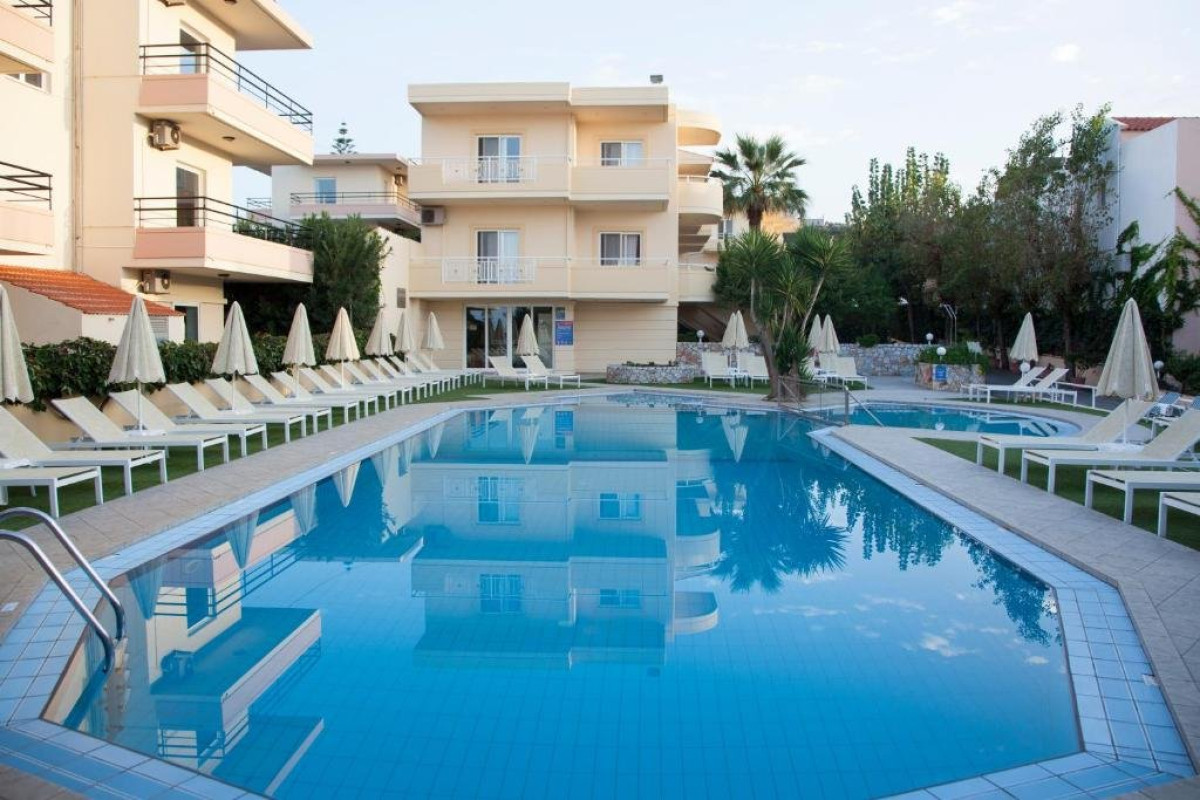 Blue Sky Apartments - Agia Marina