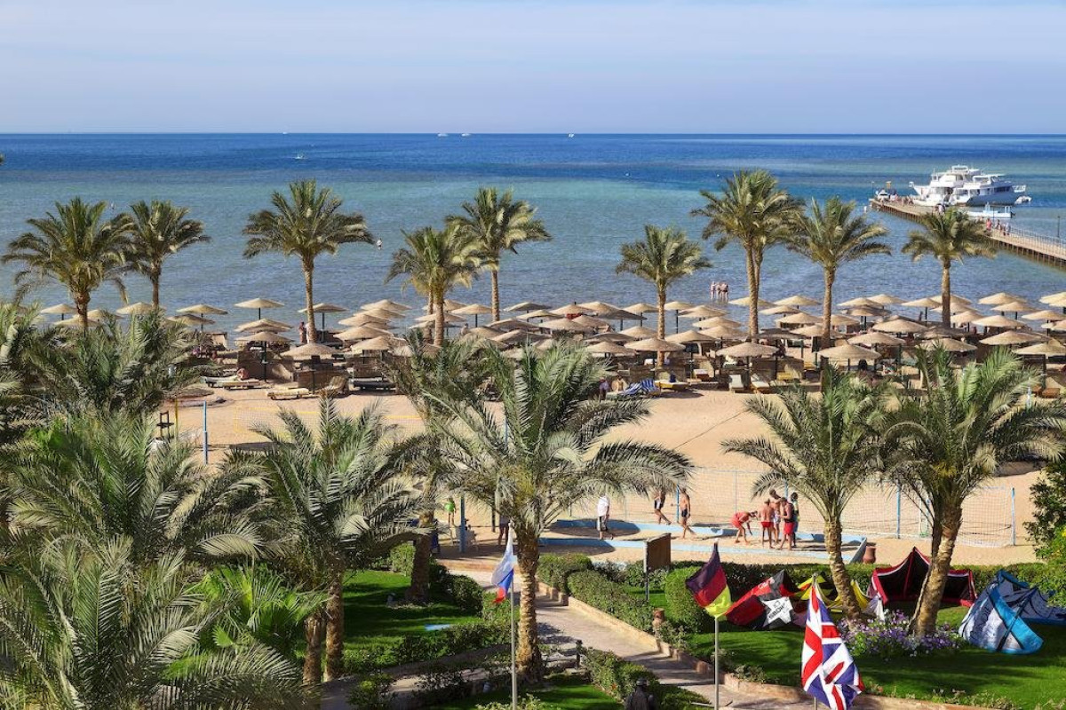 GOLDEN BEACH RESORT