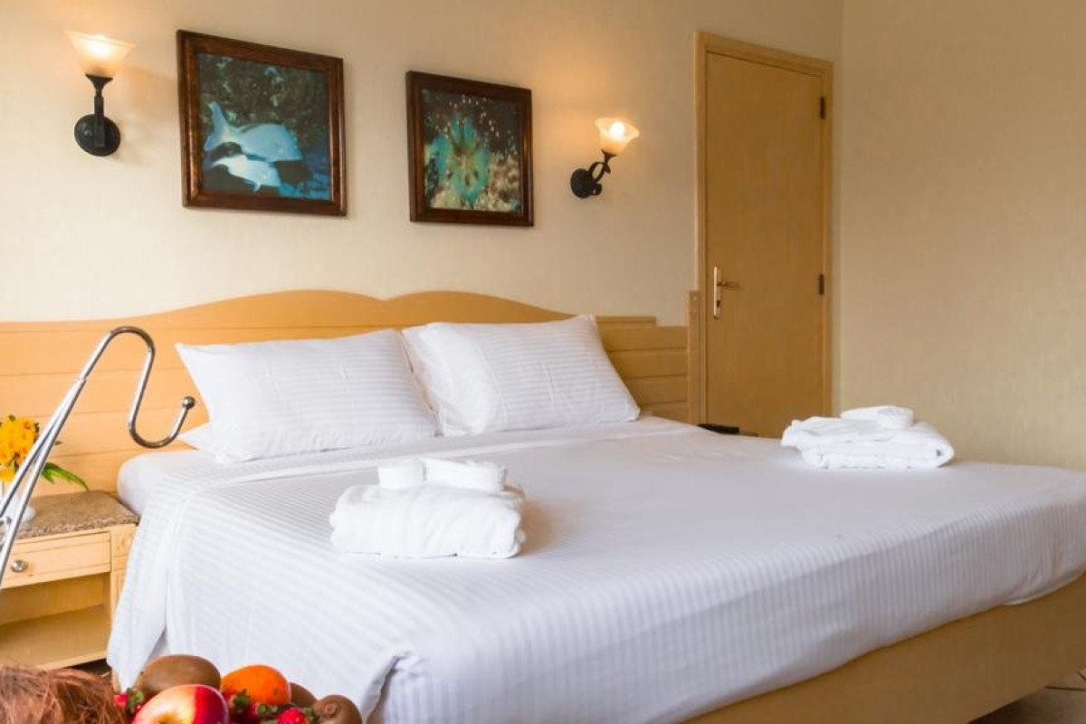 CORAL BEACH RESORT TIRAN