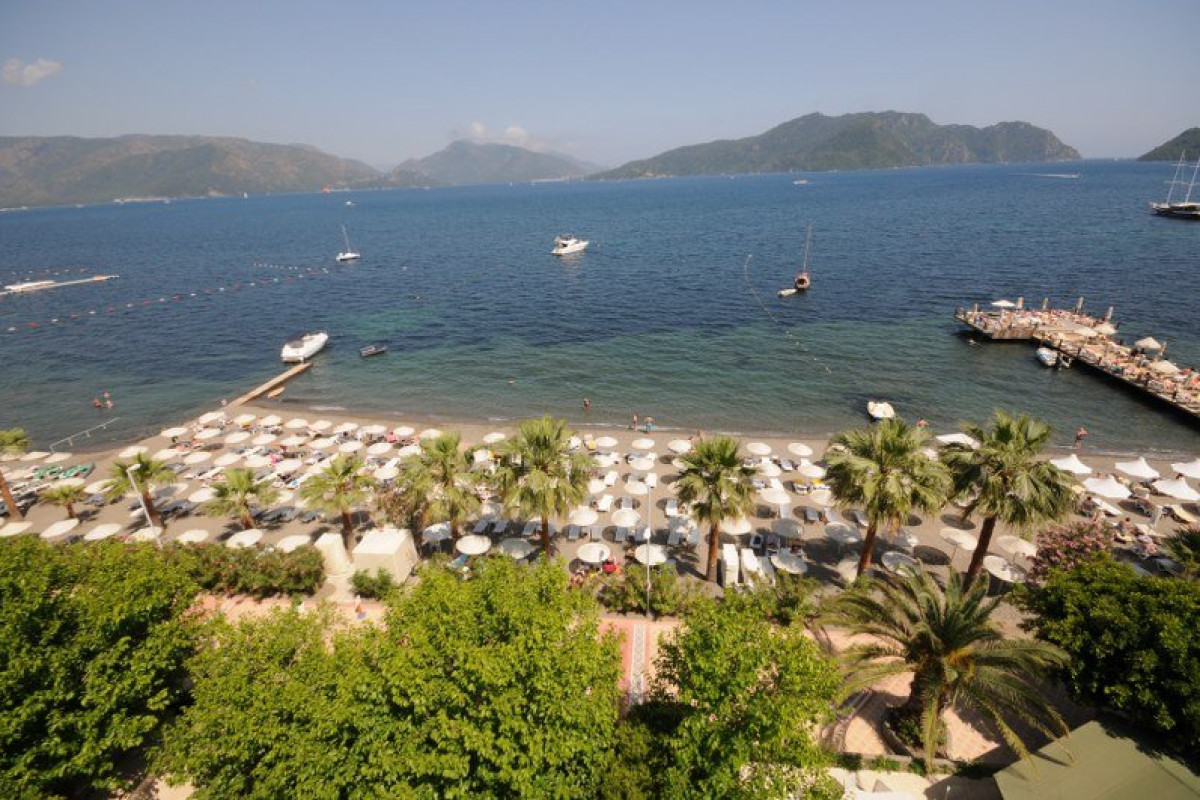 TROPIKAL BEACH HOTEL