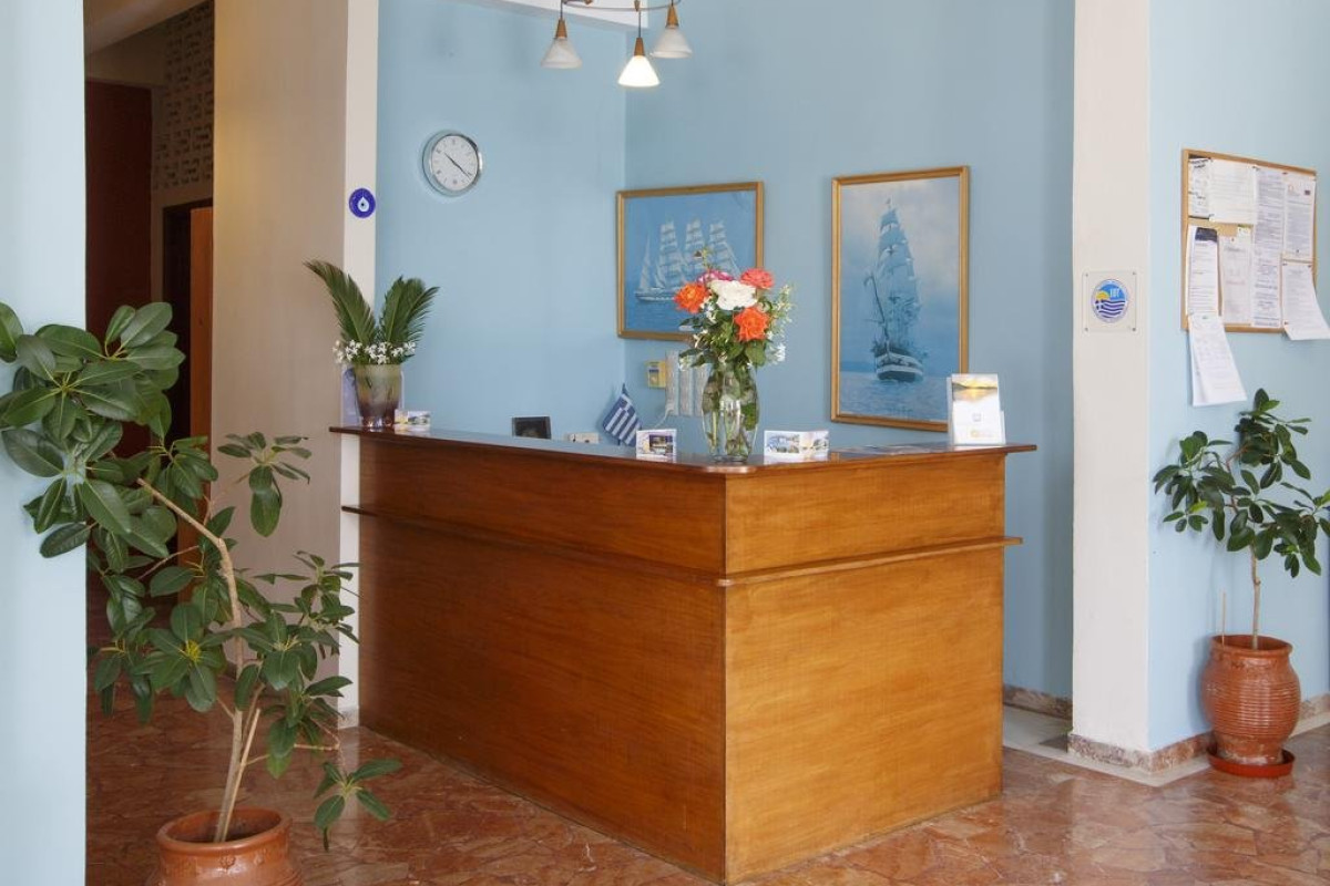 Tolon Beach Hotel (Tolo)