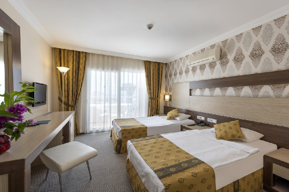 ROYAL GARDEN BEACH HOTEL