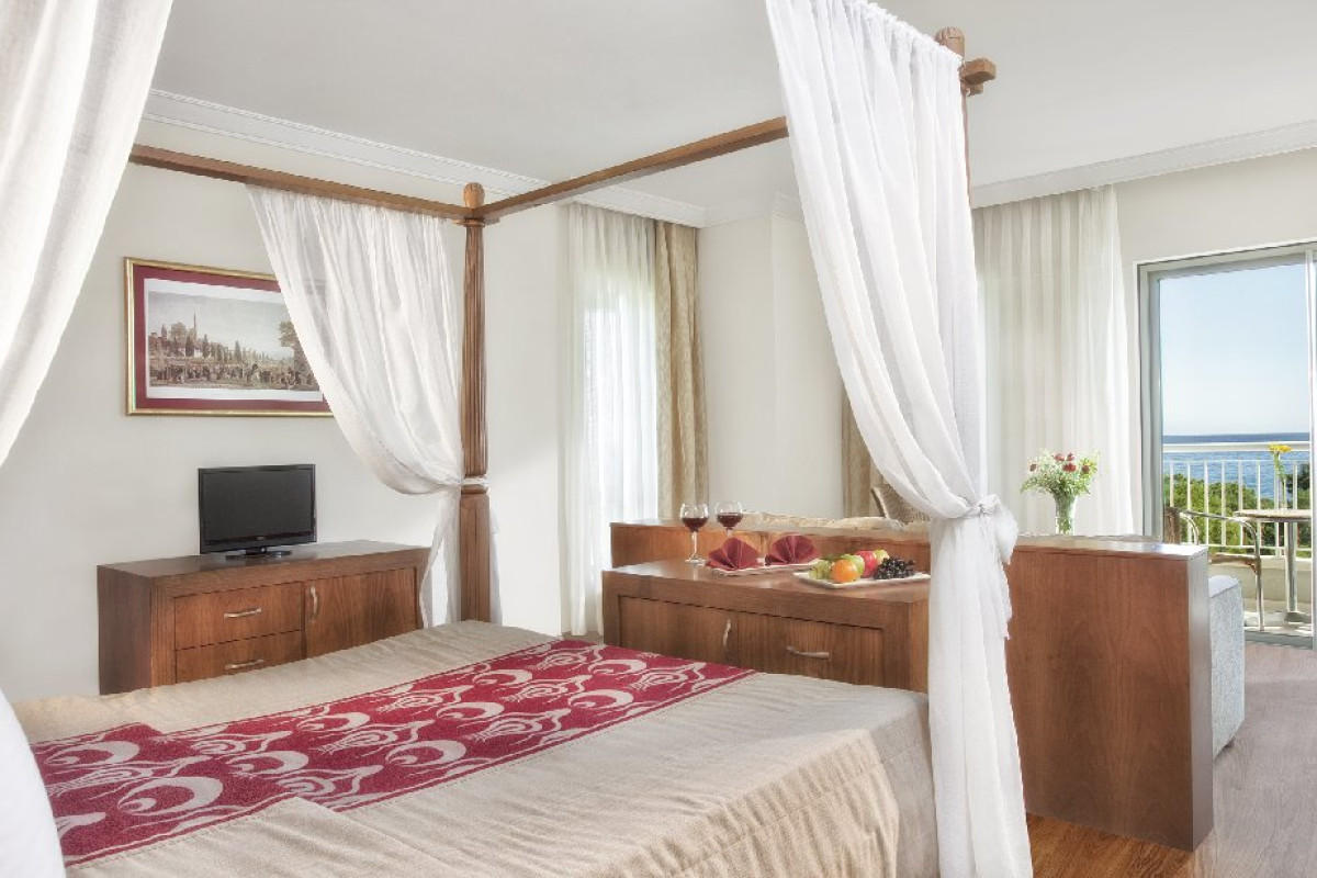 AKKA HOTELS ANTEDON