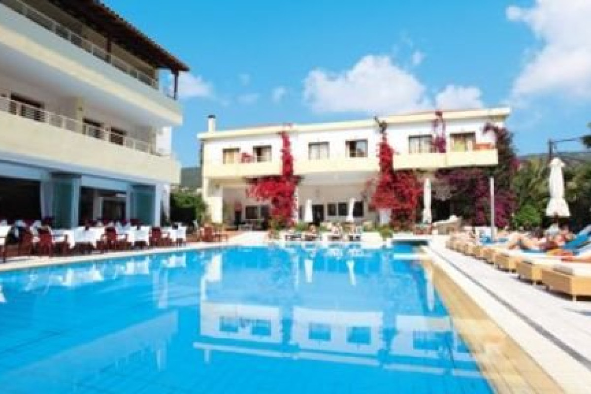 La Piscine Art Hotel