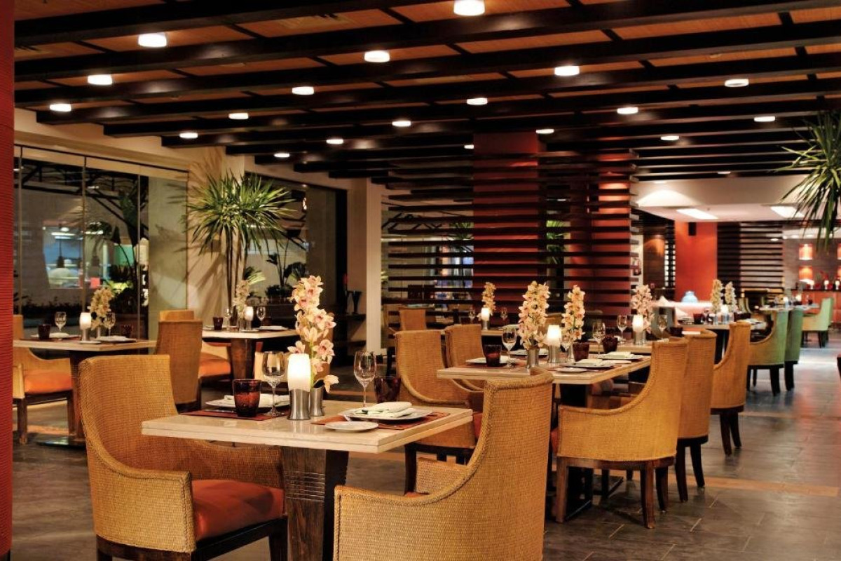GRAND ROTANA RESORT AND SPA