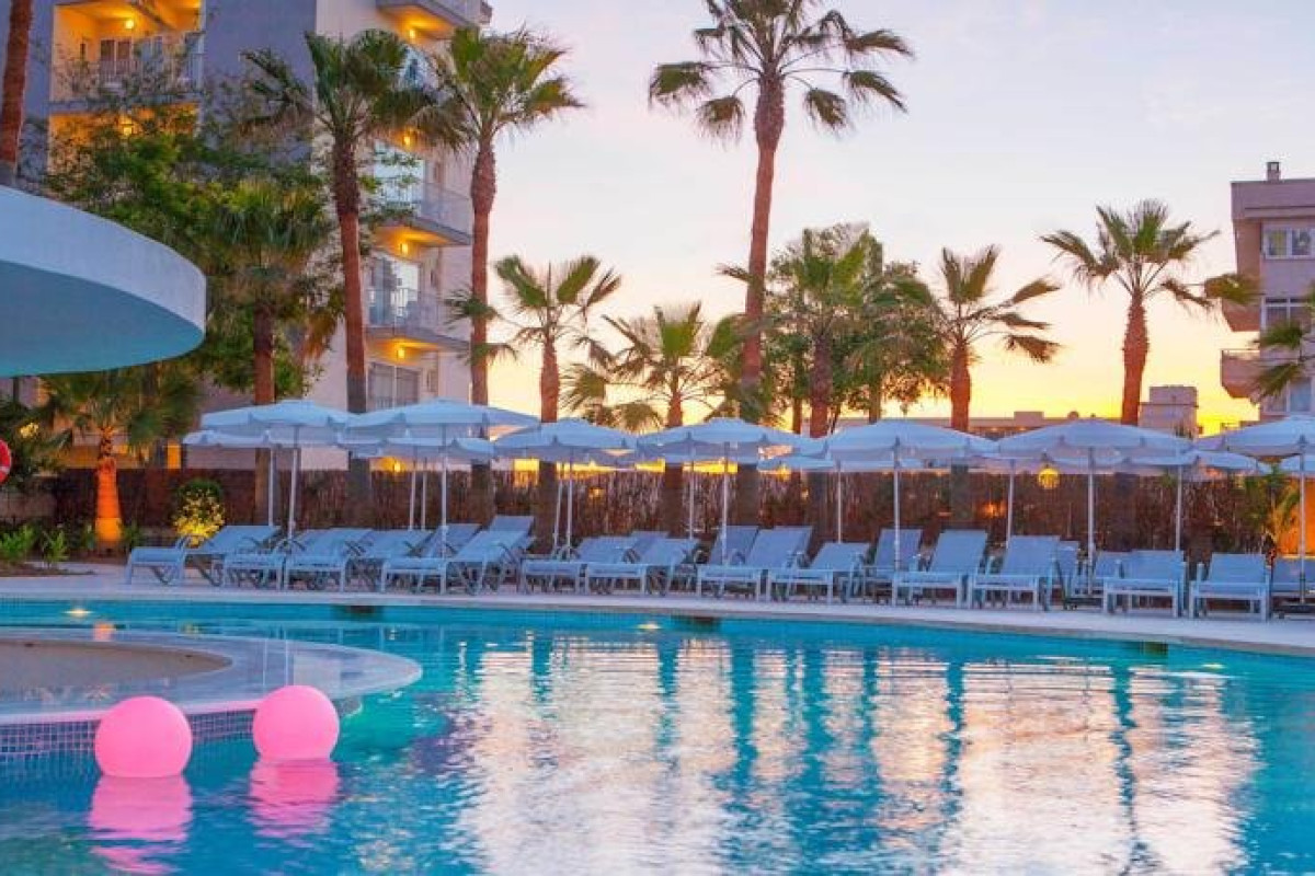 JS Palma Stay (Adults Only +16 ani)