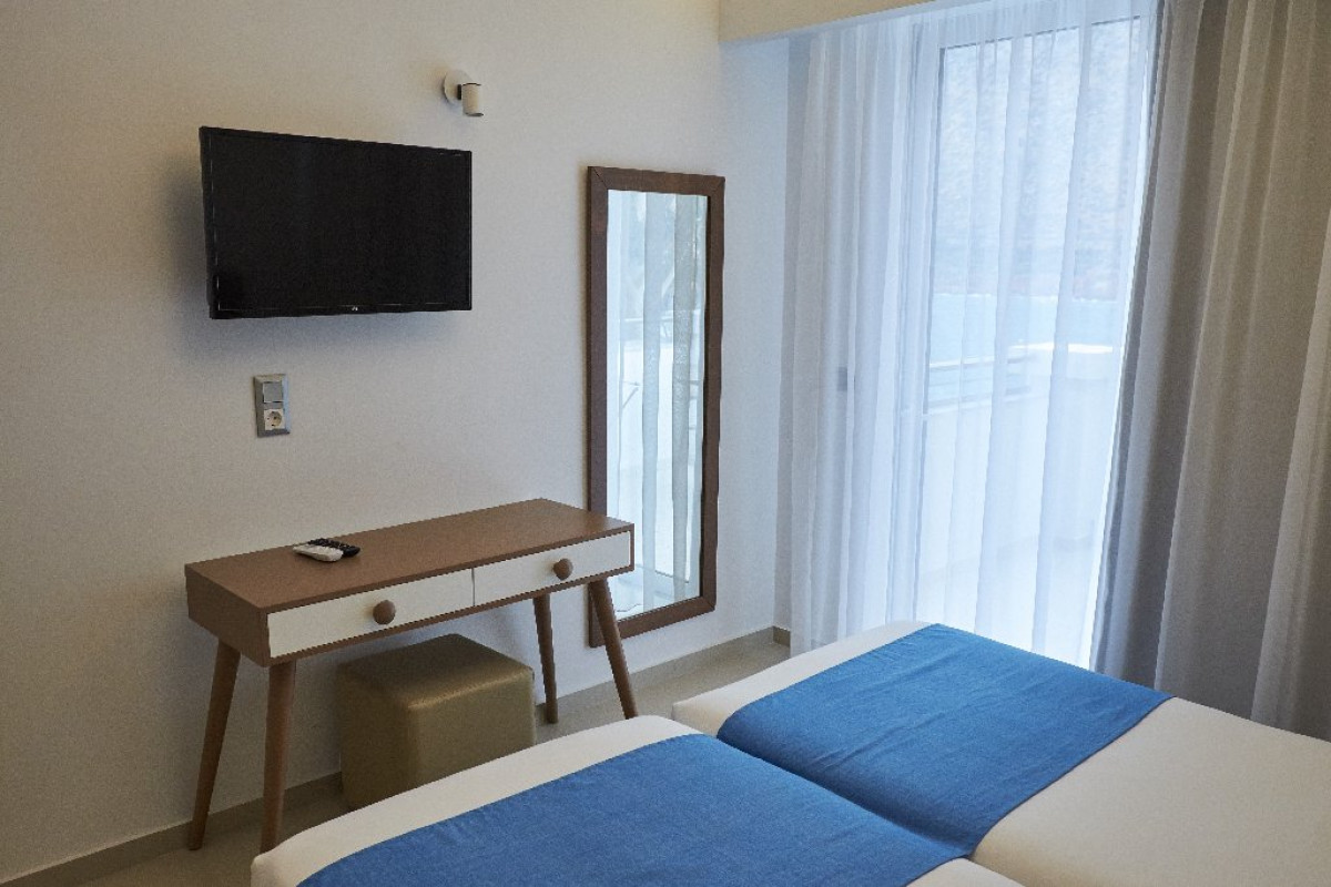 Troulis Aparthotel (C) - recomandat 3*