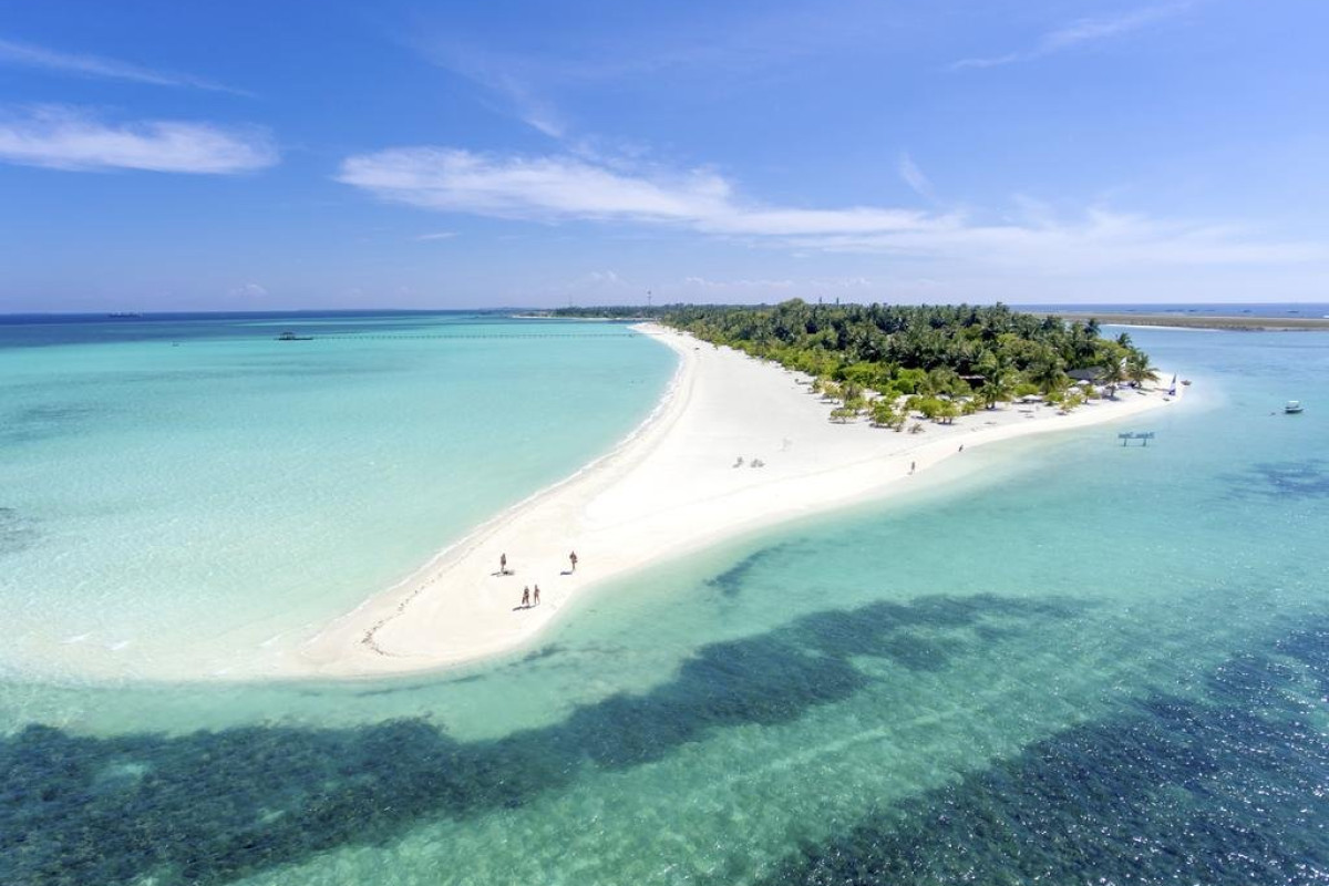 Holiday Island Resort