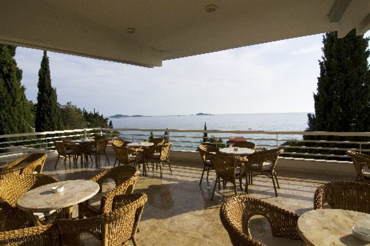 Hotel Astarea (Mlini)