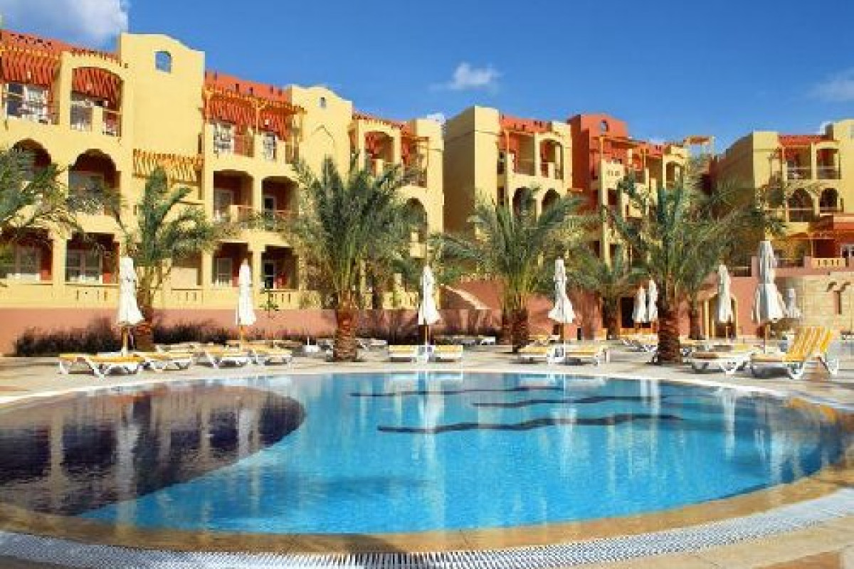 Marina Plaza