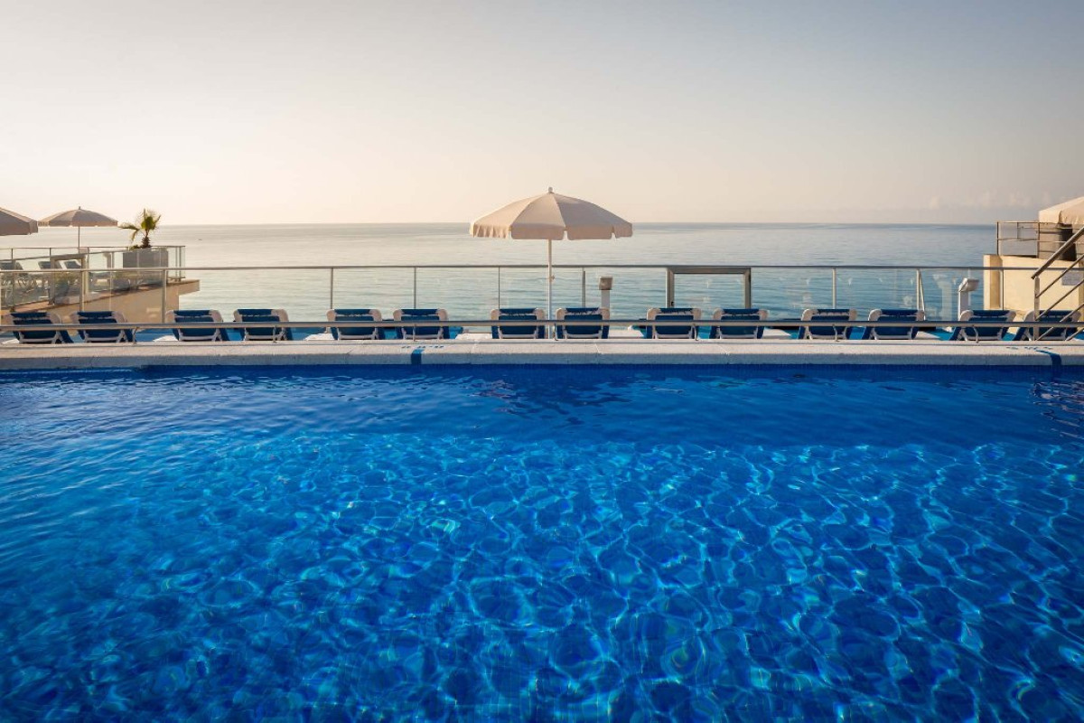 H TOP PINEDA PALACE (Adults Recommended) (Pineda de Mar)
