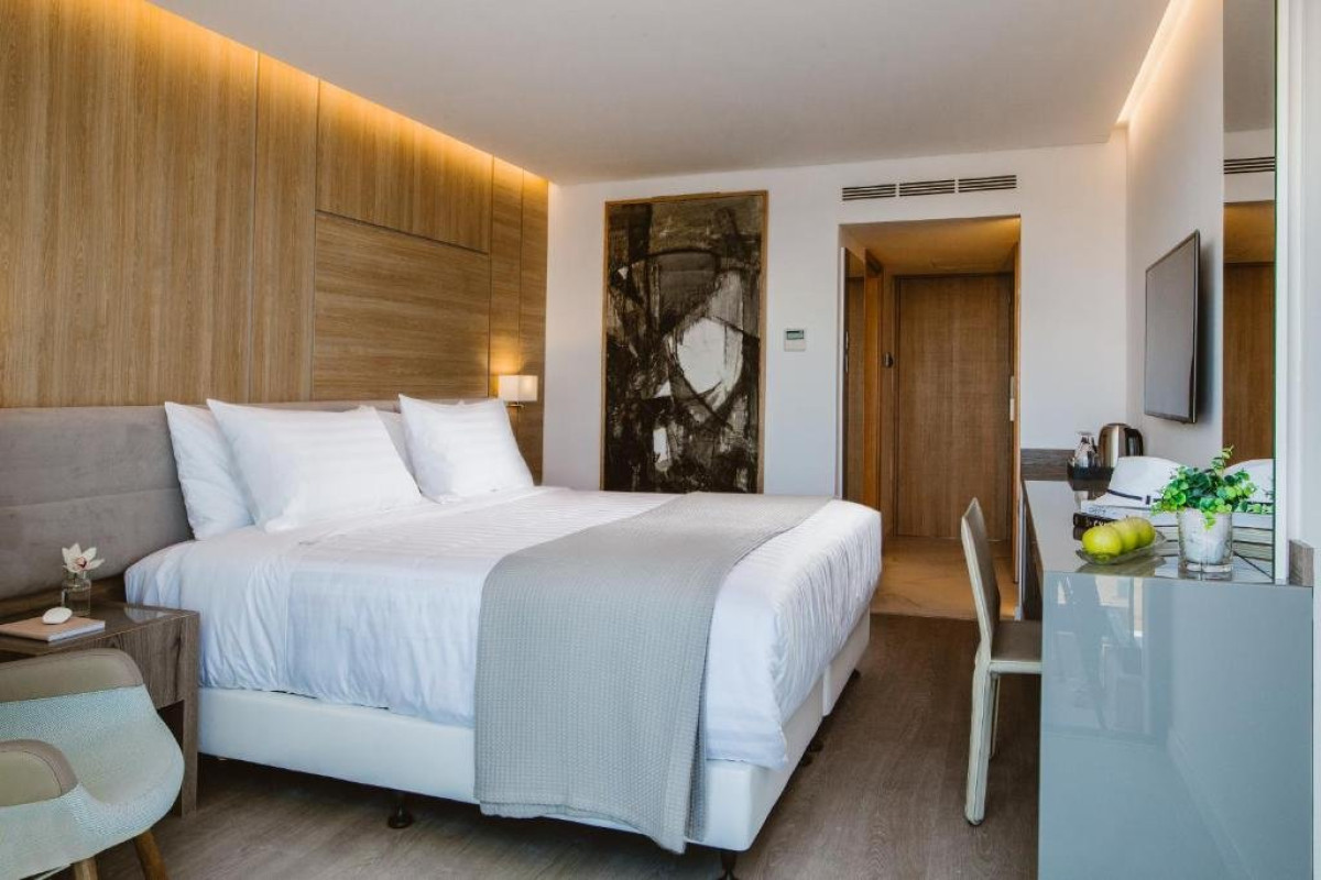 Lebay Beach Hotel (Larnaca Bay)