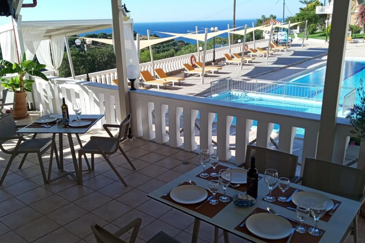 Matilda Hotel (Vassilikos)