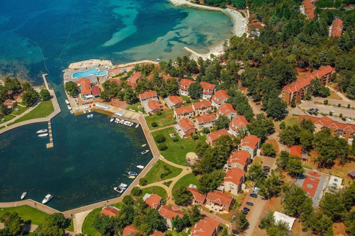 Sol Amfora Apartments (Umag)