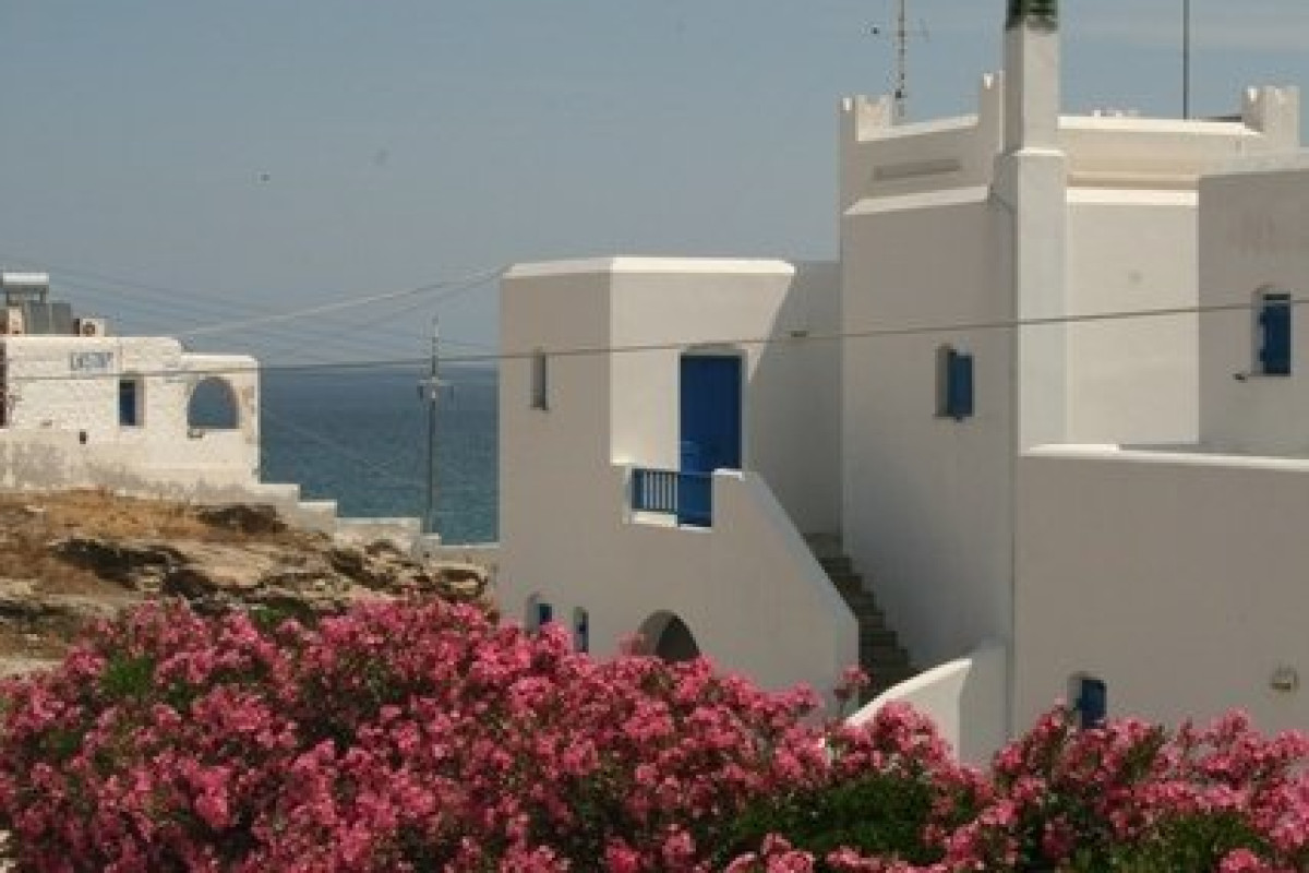 Adonis Hotel Apartments