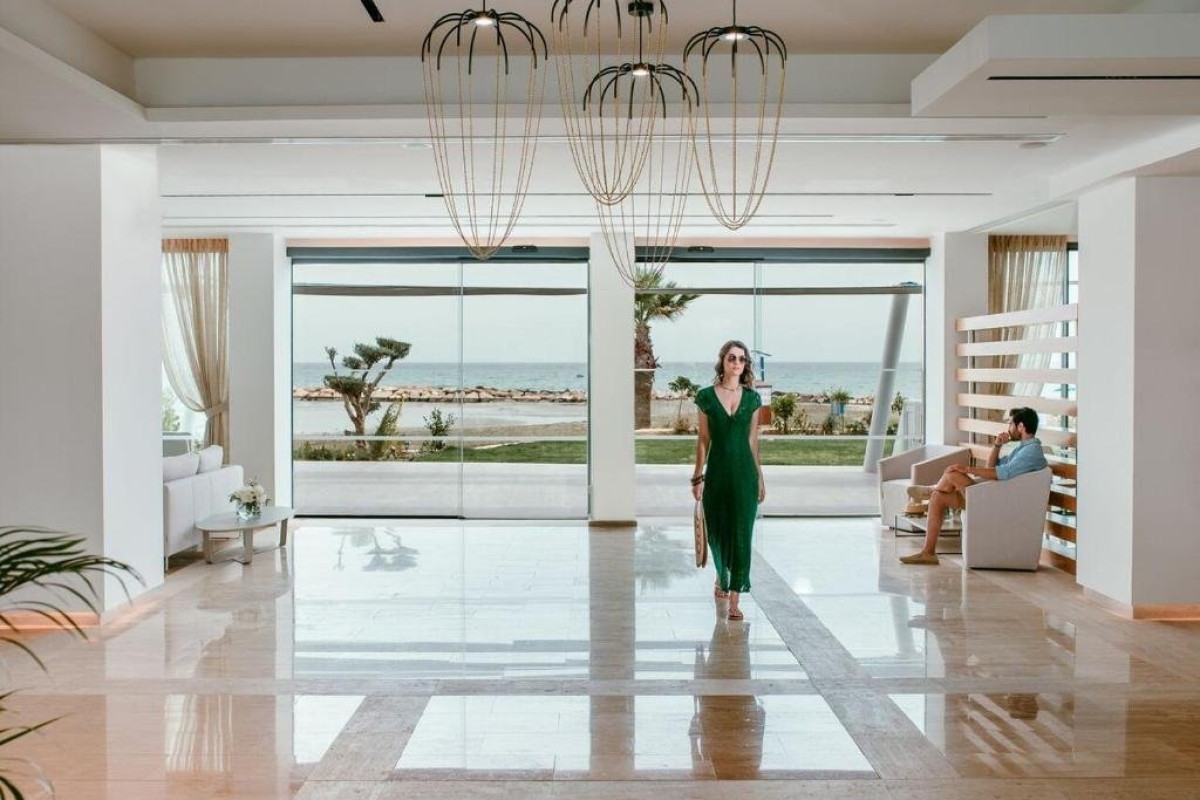 Lebay Beach Hotel (Larnaca Bay)