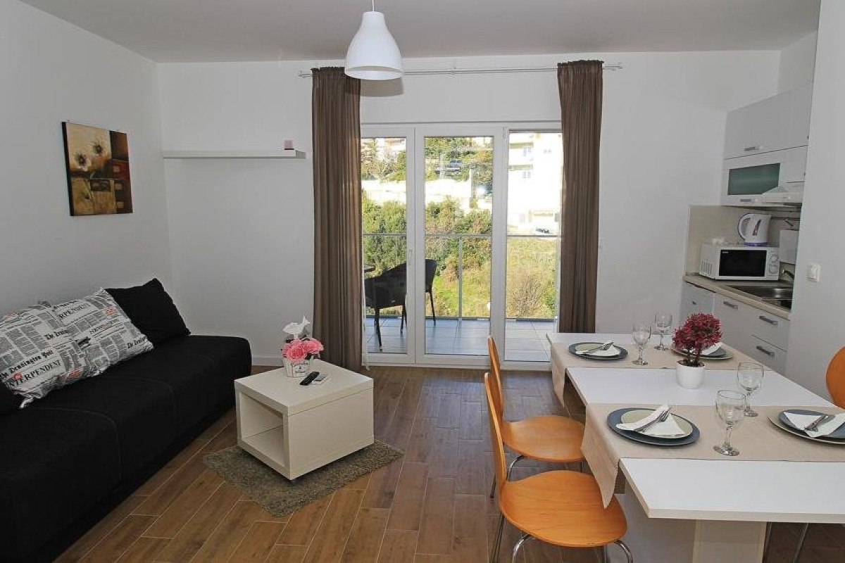 Apartments Stipe (Makarska)