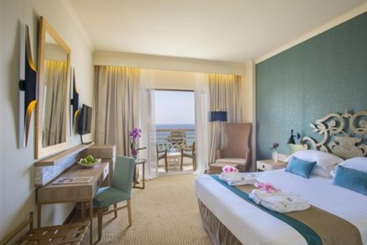 Grand Resort Beach