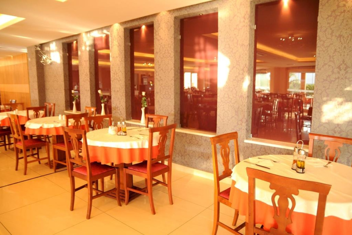 CHRISPY WORLD HOTEL (K)
