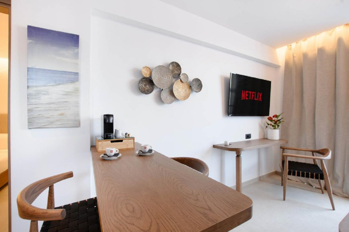 VAYA SUITES OMILOS HOTELS